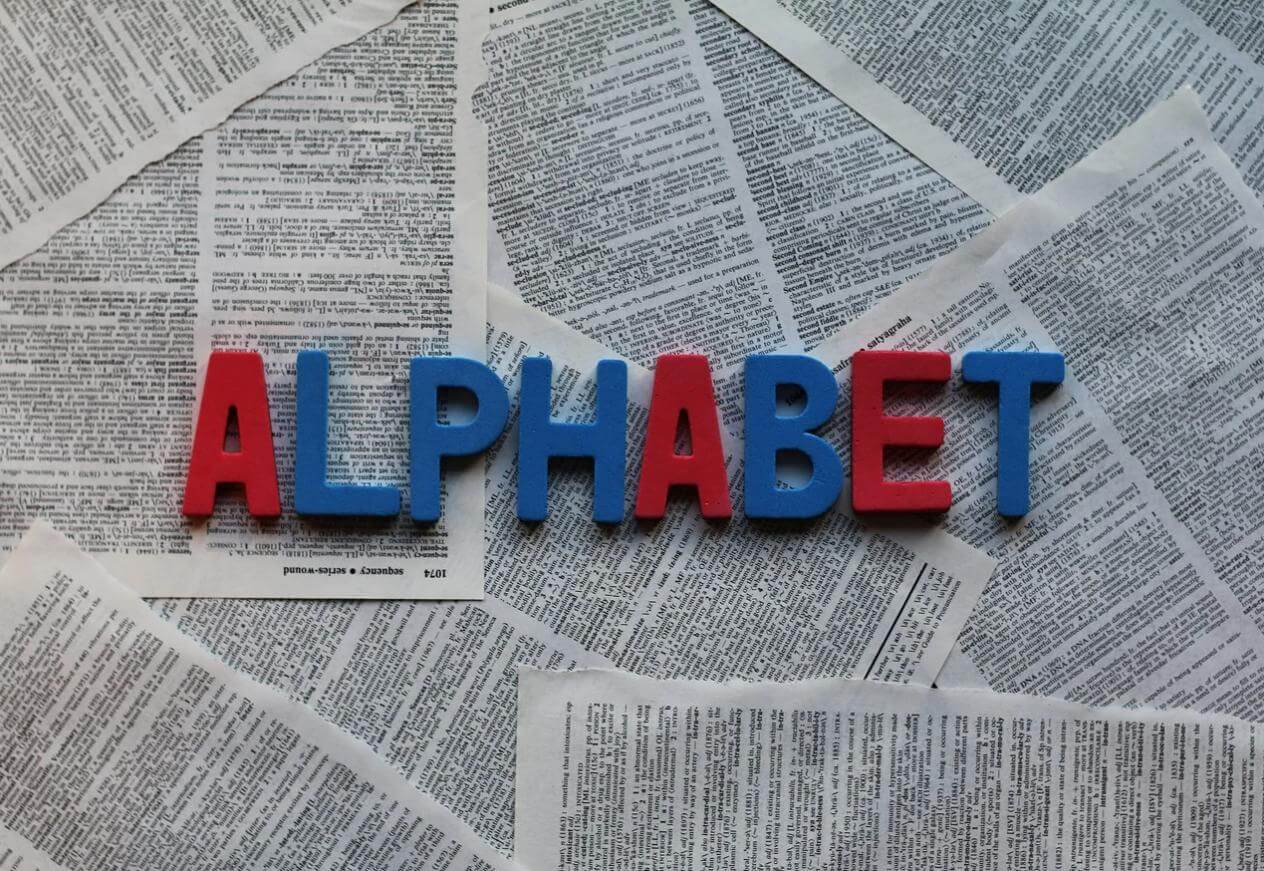 अक्षर श्रृंखला क्या होती है ? (Alphabet series kya hoti hai?)